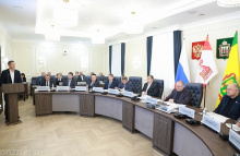 Губернатор заслушал доклад о ходе ремонта дорог в областном центре